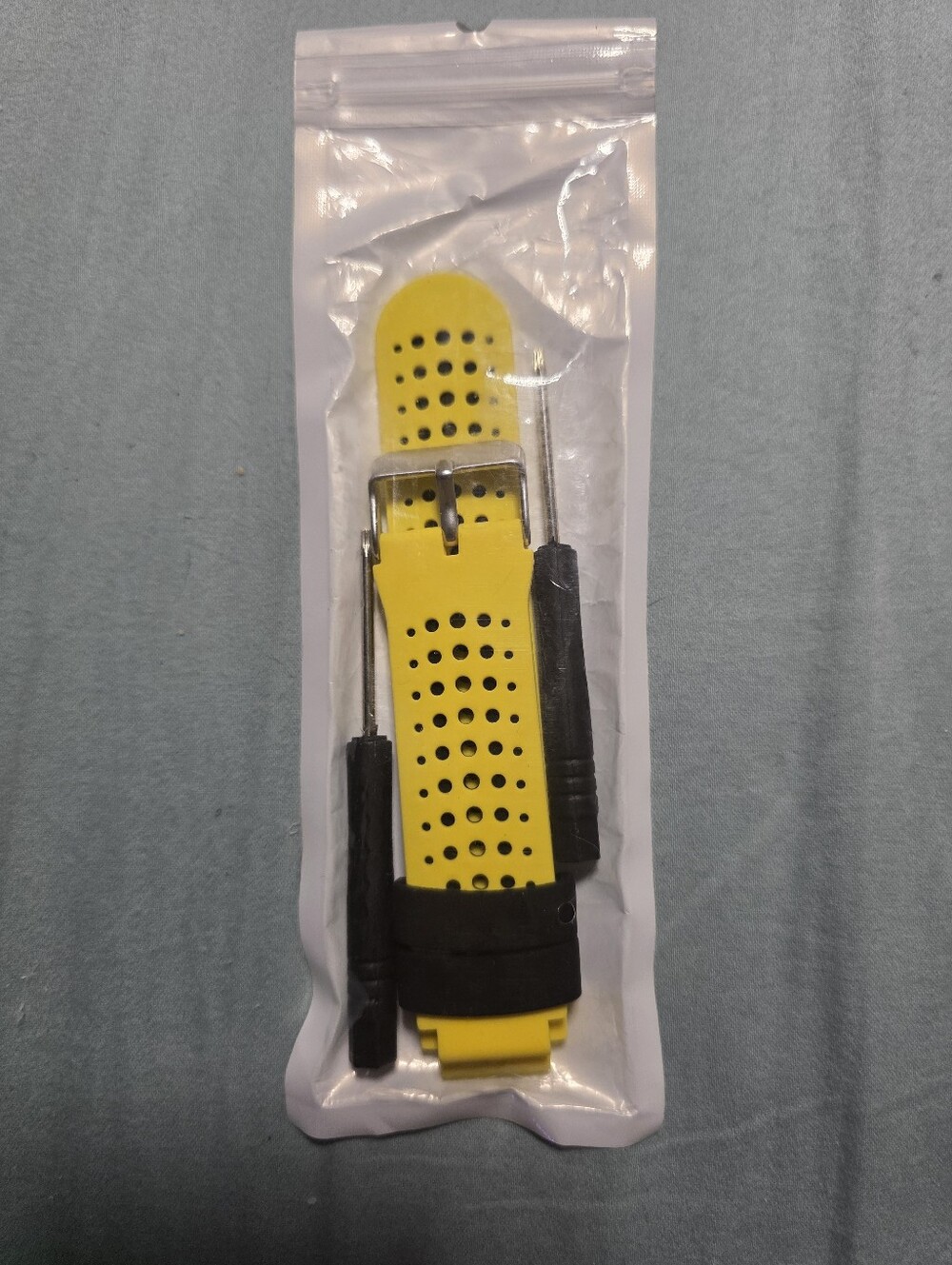 Yellow Silicone Replacement Band for Garmin Forerunner & Approach Watches